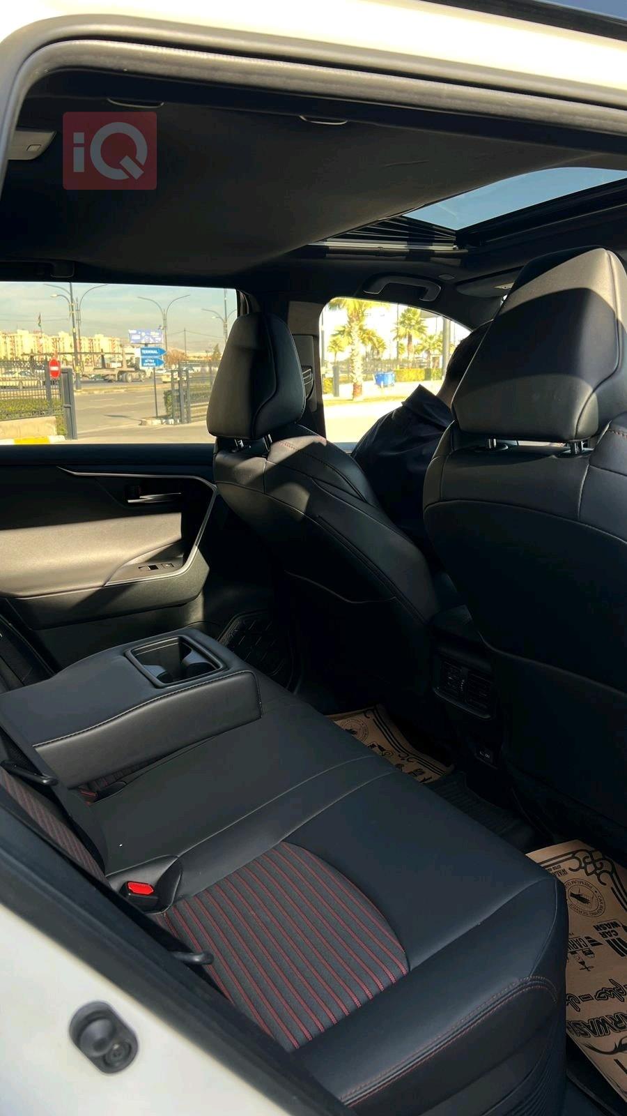 تويوتا راف 4